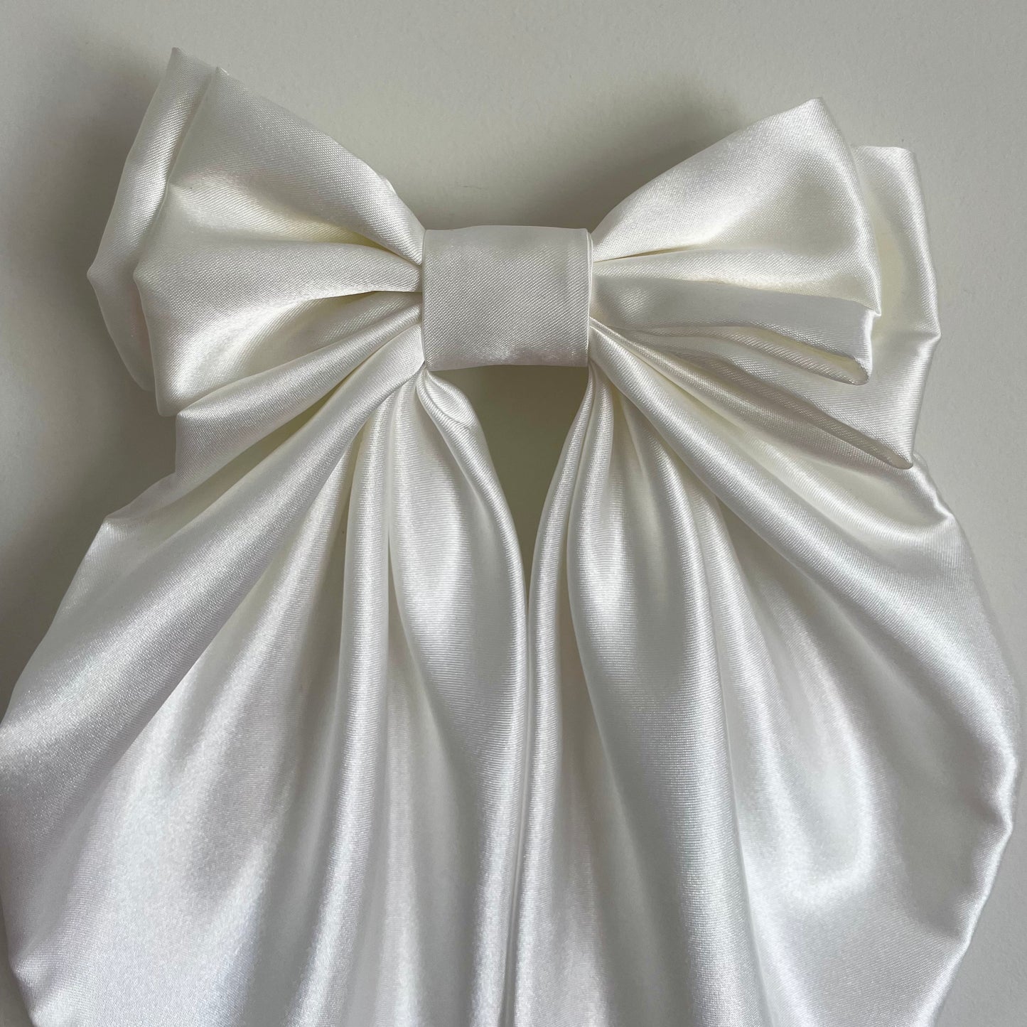 Ivory Classic Bow