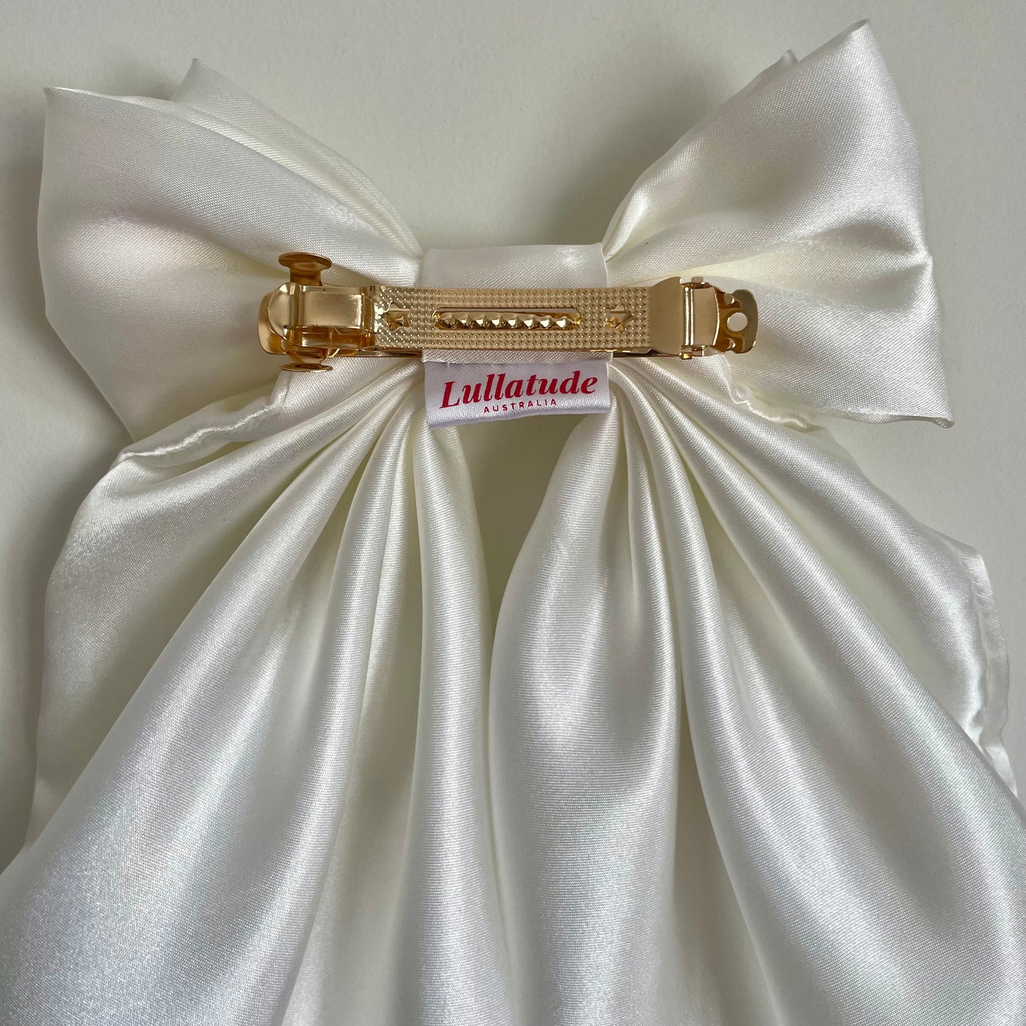 Ivory Classic Bow